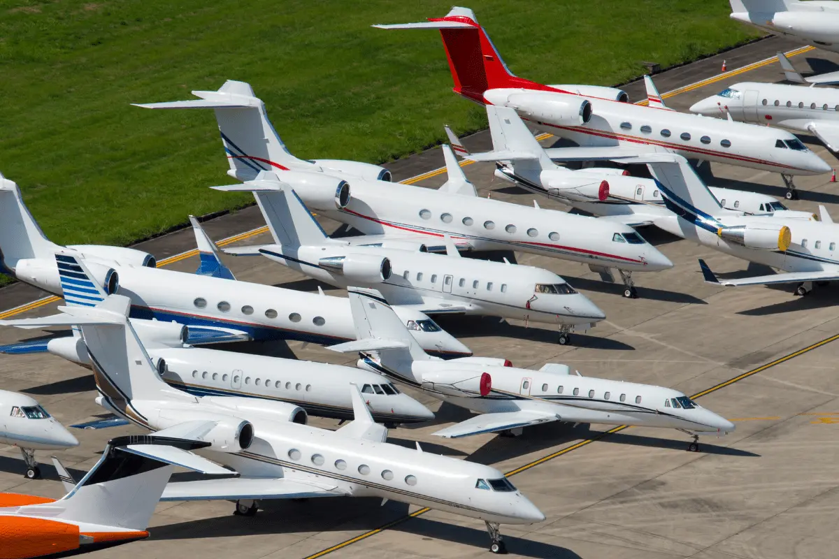 5 Tips For Private Jet Charter During Peak Travel Seasons